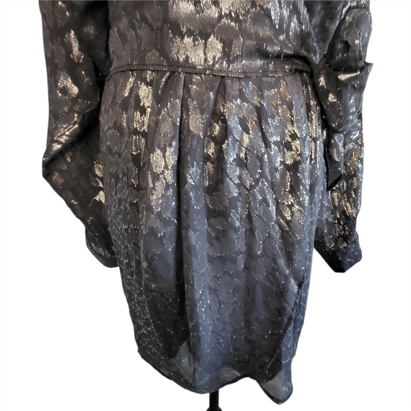 SFIZIO Shimmering Silver Long Sleeve Silk Wrap Mini Dress Made In Italy Sz 0 NWT - Picture 7 of 14